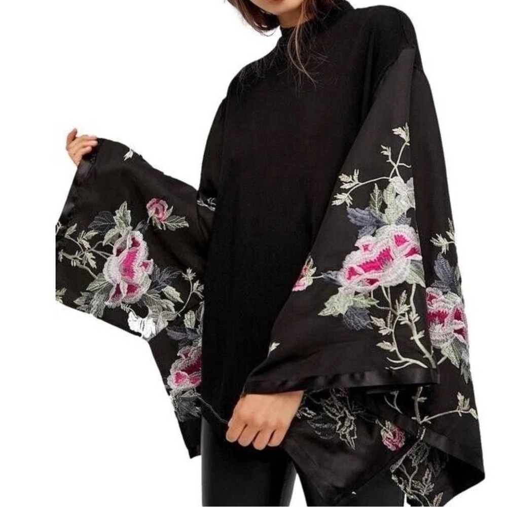 Free People Sydney Tuesday Black Kimono Sleeve Floral Embroidered Blouse Shirt M - Picture 1 of 9